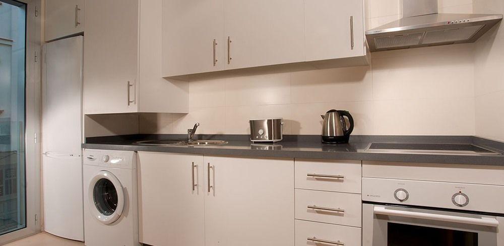 Urbanliving Fajardo Apartment Malaga Luaran gambar