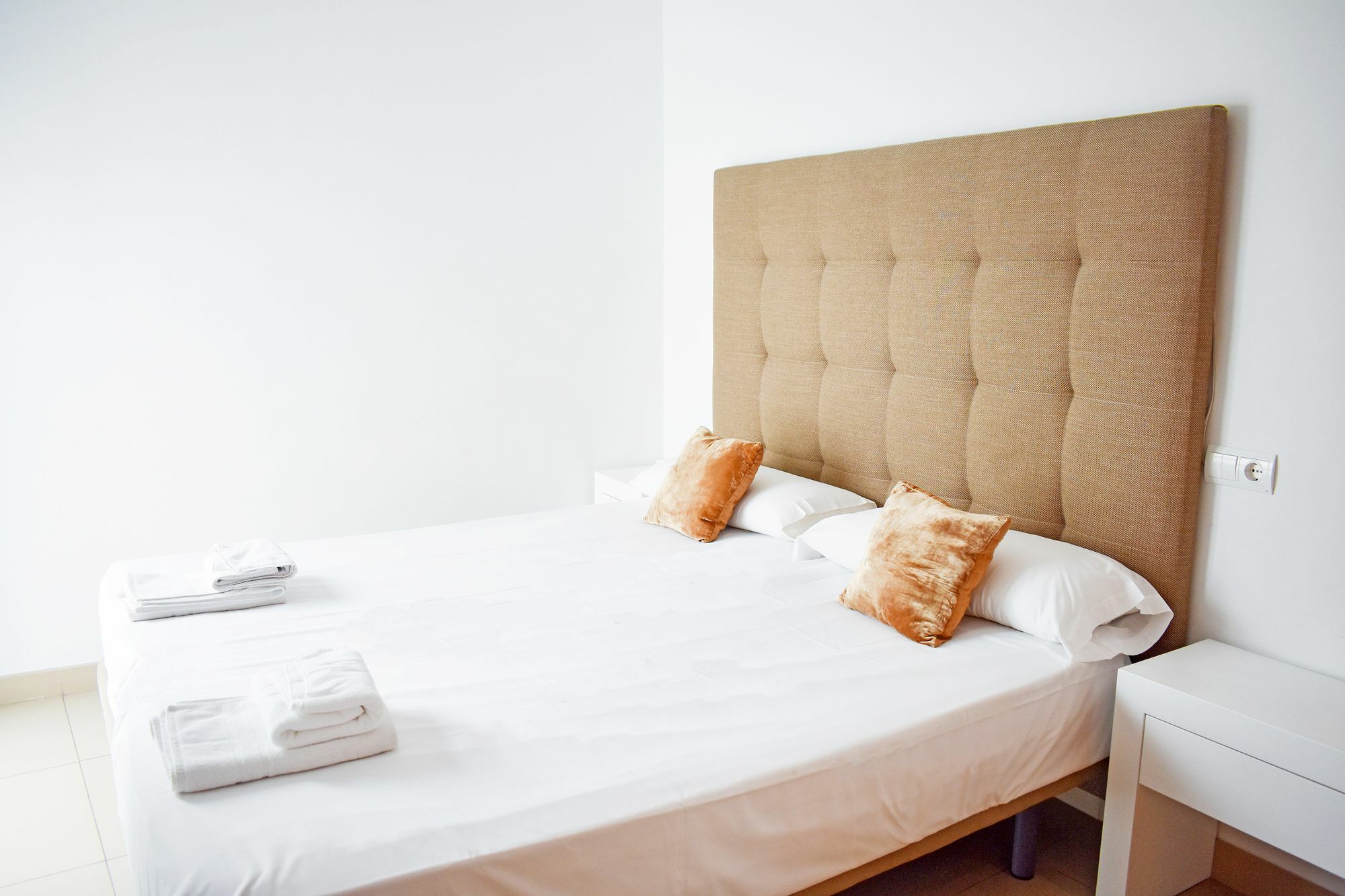 Urbanliving Fajardo Apartment Malaga Luaran gambar
