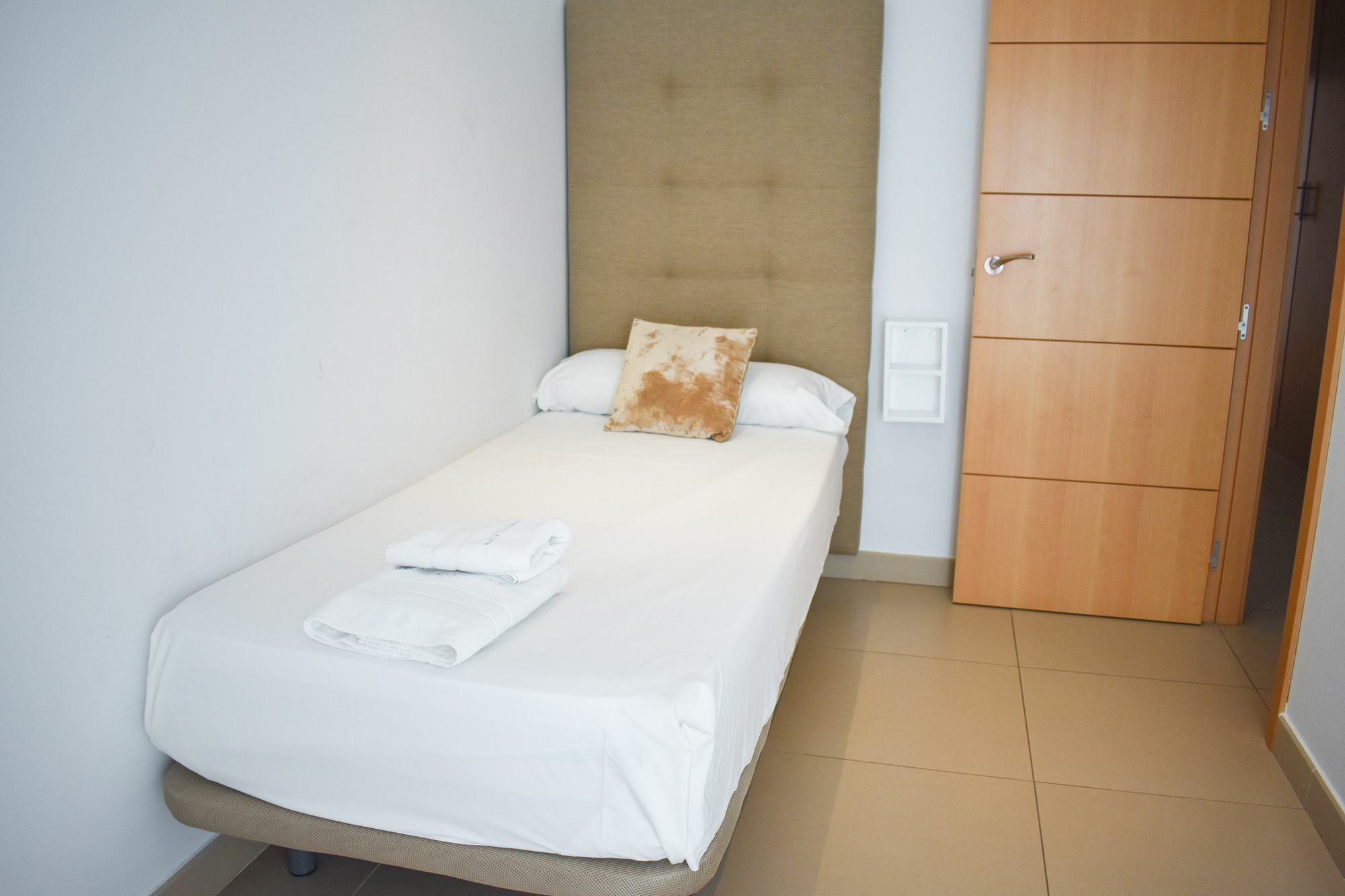 Urbanliving Fajardo Apartment Malaga Luaran gambar