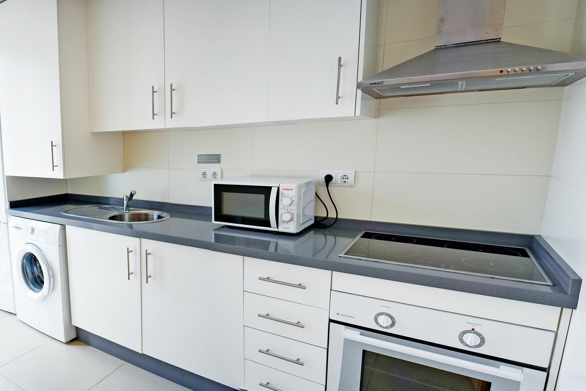 Urbanliving Fajardo Apartment Malaga Luaran gambar