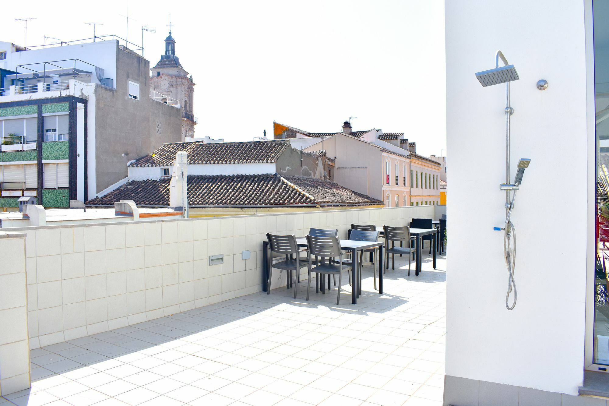 Urbanliving Fajardo Apartment Malaga Luaran gambar